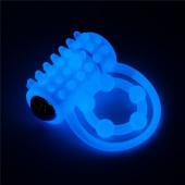 Голубое, светящееся в темноте виброкольцо Lumino Play Vibrating Penis Ring - Lovetoy - в Орске купить с доставкой