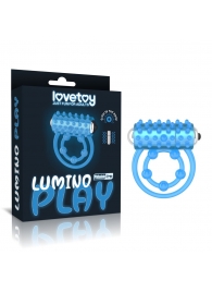 Голубое, светящееся в темноте виброкольцо Lumino Play Vibrating Penis Ring - Lovetoy - в Орске купить с доставкой