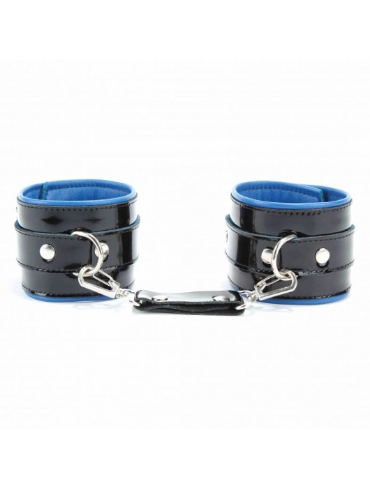 Чёрные лаковые наручники с синим подкладом - БДСМ Арсенал - купить с доставкой в Орске