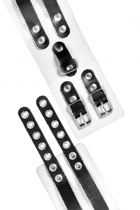 Бело-черные оковы с двумя ремешками и люверсами - Pecado - купить с доставкой в Орске